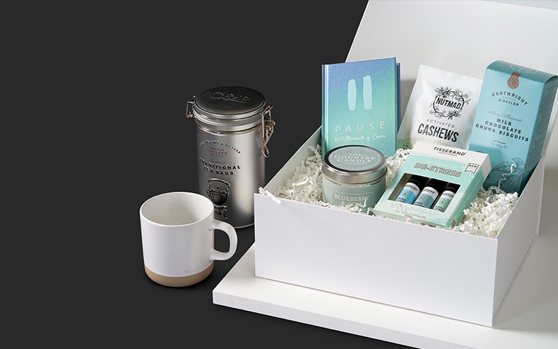 Employee-Advocacy-dark_790x494-optim